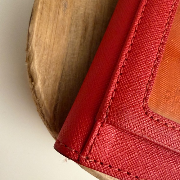 Tory Burch Emerson Foldable Card Case - Poppy Orange - Picture 10 of 16